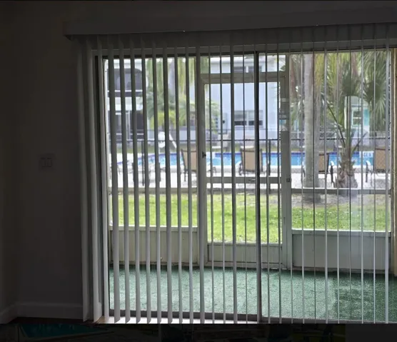 Slider to Screened Rear Patio