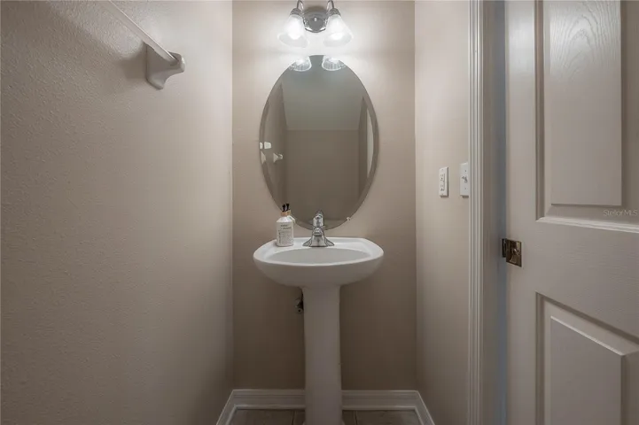 1/2 Bath downstairs