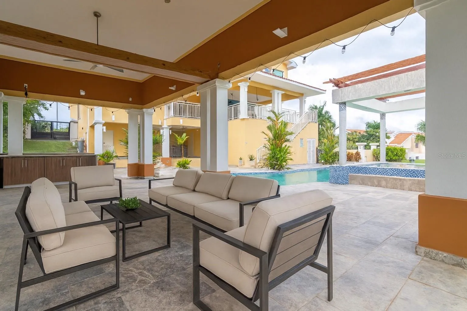 *Virtual Staging* No furniture included