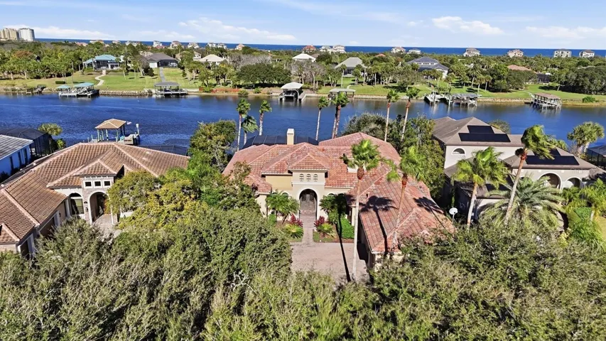 Welcome to 52 N Waterview Drive