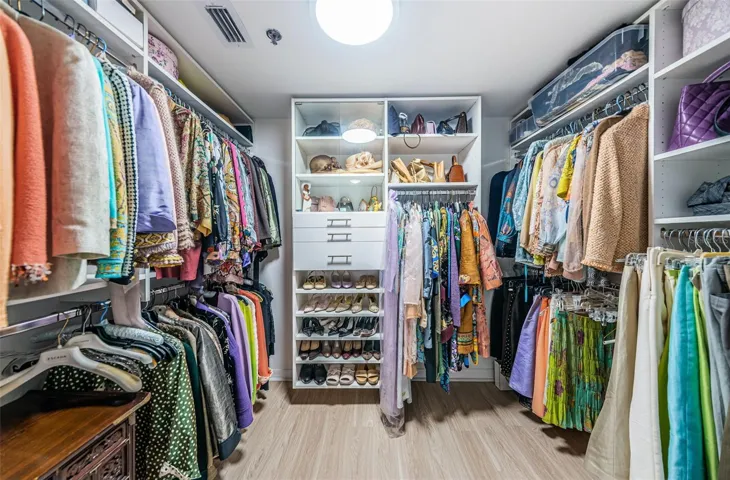 Large Walk-in Closet