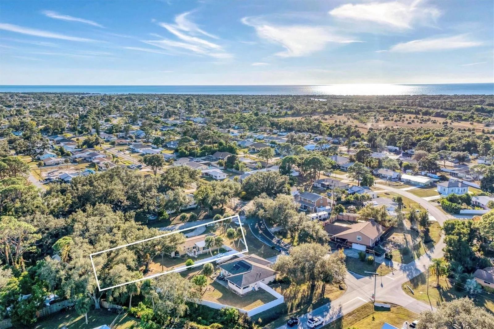 Large Lot Near Gulf