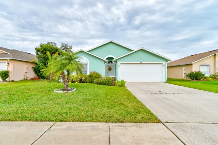 227 Two Oaks Frontview