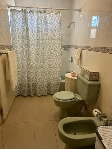 Baño / Bathroom