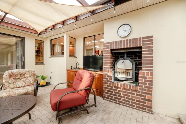 Pizza Oven