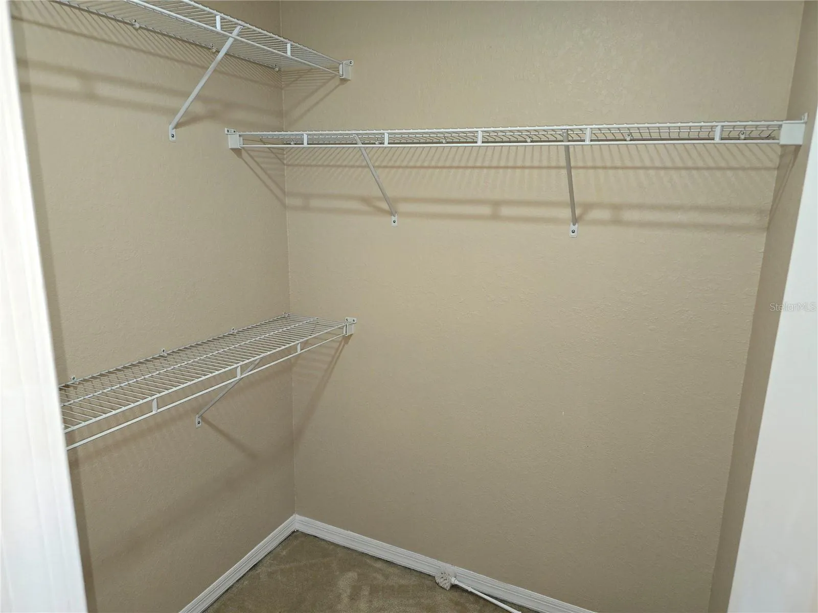 master  walk in closetcloset