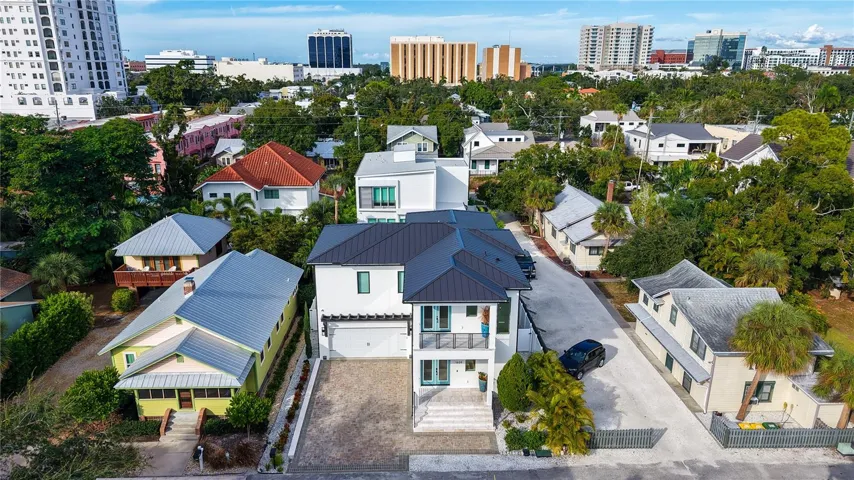 Aerial view of Front of House.