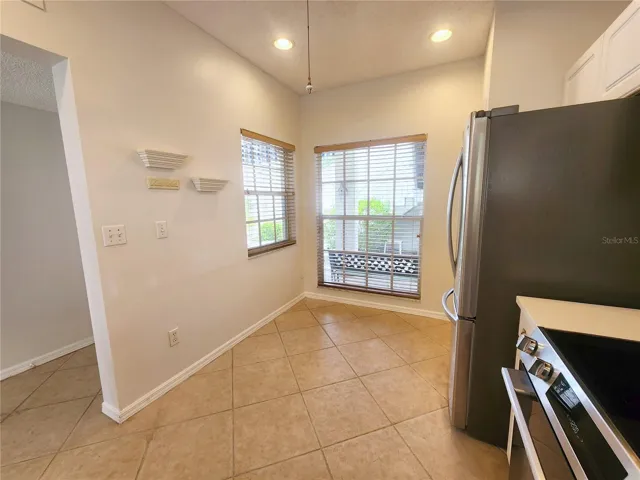 Eat-in Kitchen.