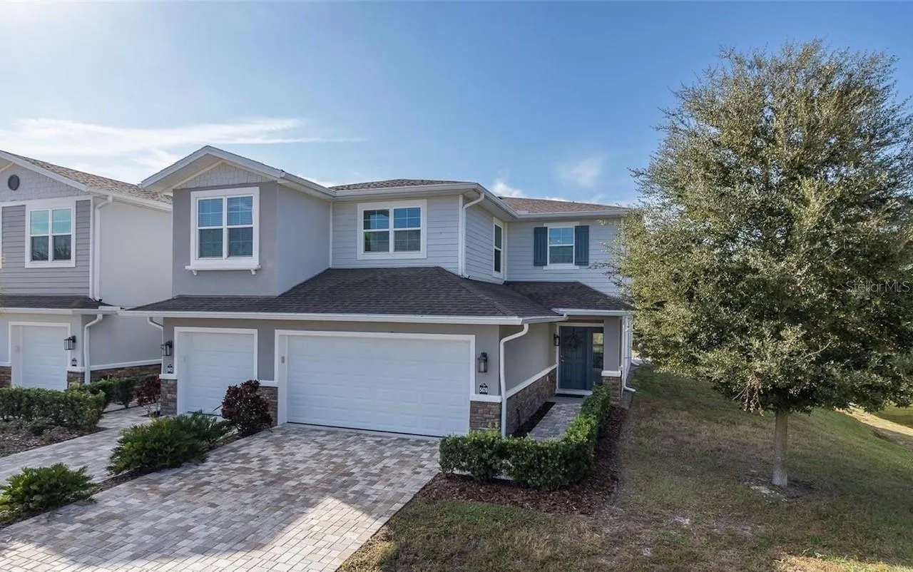 Well-built townhomes with lots of upgrades