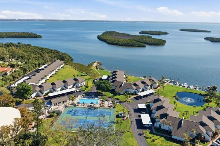 Pelican Harbour & Beach Club