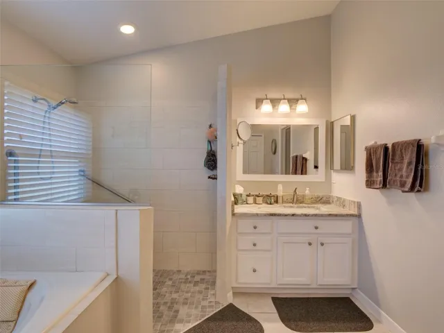 Primary: Bathroom W/Handicapped Accessible Shower