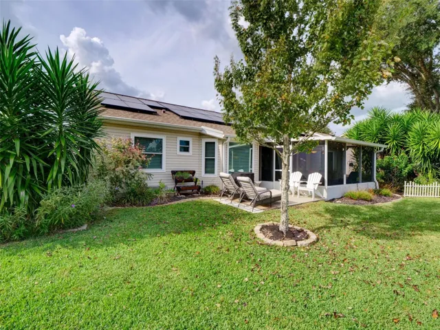 Bordering Privacy Gardens