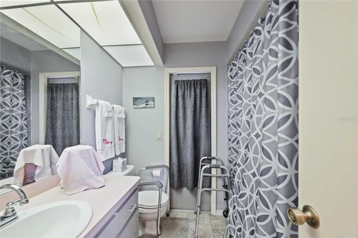 Guest Bathroom