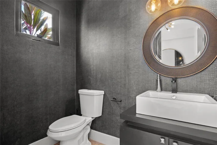 Beautful Powder Room for Guests