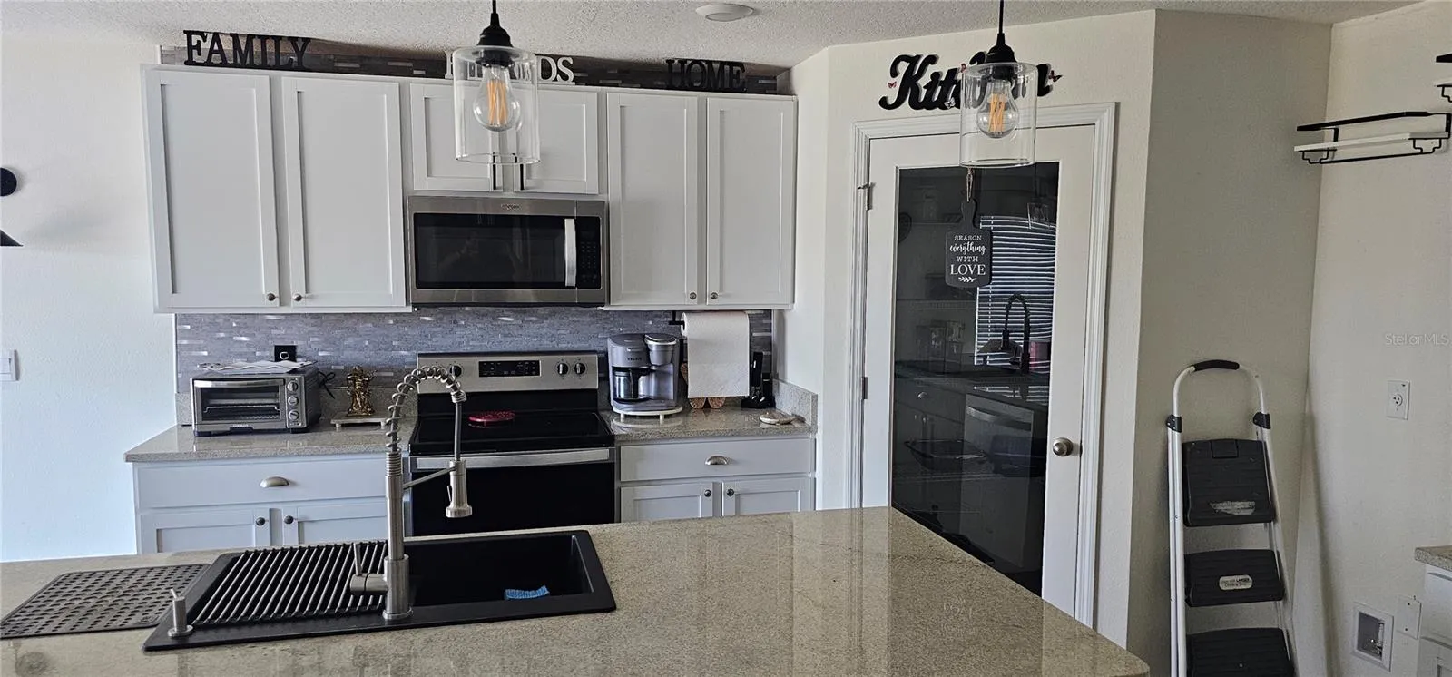 1220 Tahitian Sunrise Dr, Plant City, Florida 33565 — photo 10