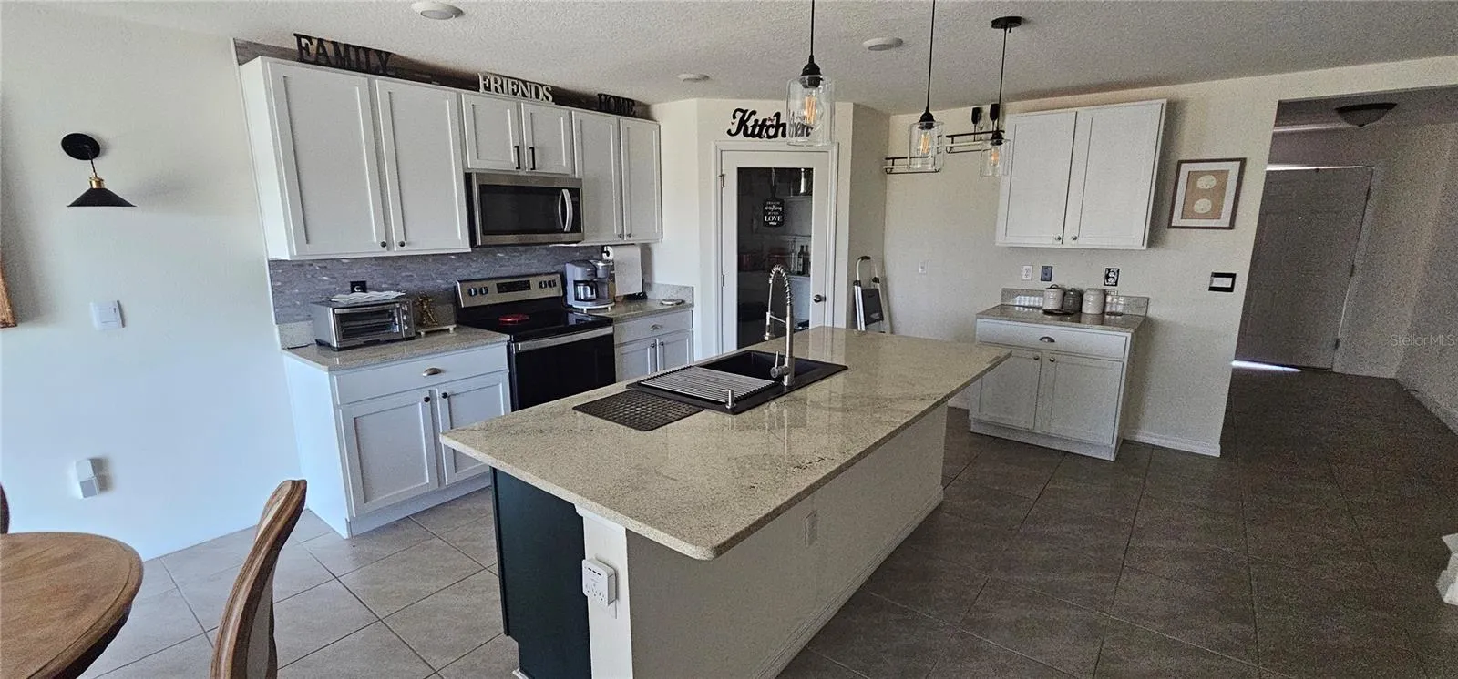 1220 Tahitian Sunrise Dr, Plant City, Florida 33565 — photo 8