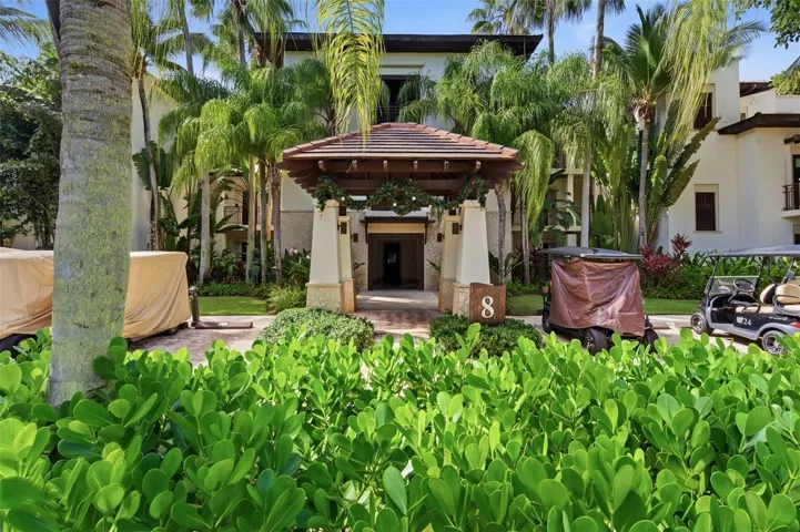 The Las Verandas residence at Four Seasons Bahia Beach; lushly landscaped, private, and steps away from world-class Four Seasons amenities.