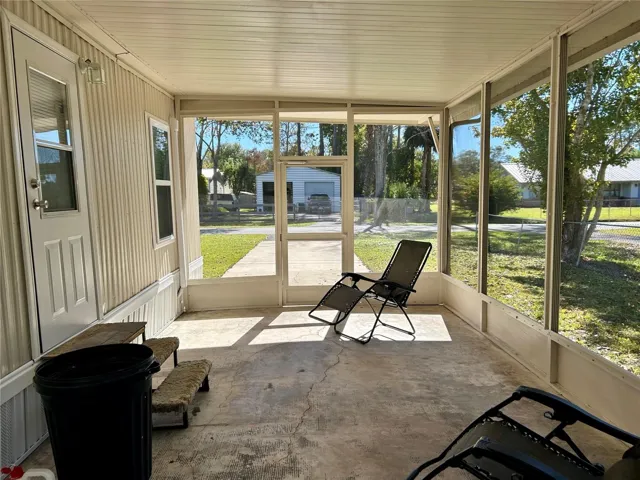 23917 Deer Rd Scrn Rm Looking South