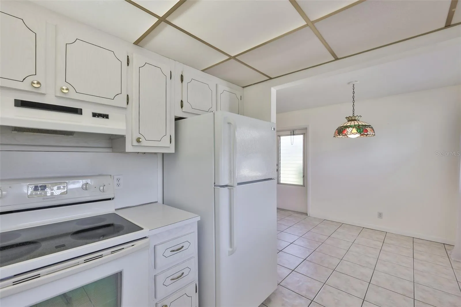 Dinette from kitchen