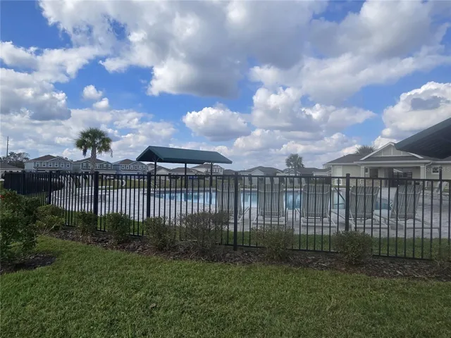 Community pool