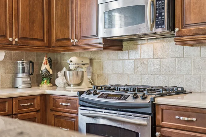 4-Burner natural gas convection range