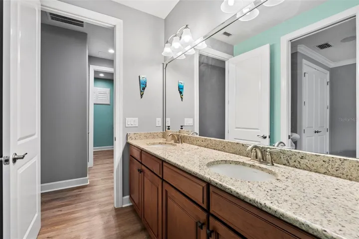 2nd Bathroom