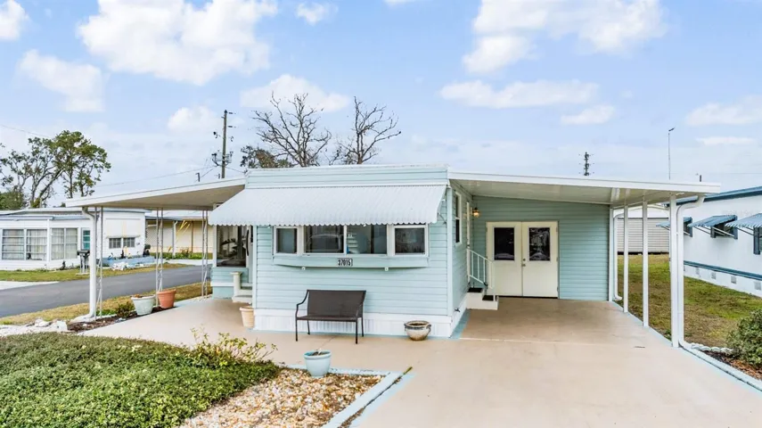 Welcome to Betmar 55+ Golf Community where you own your land.