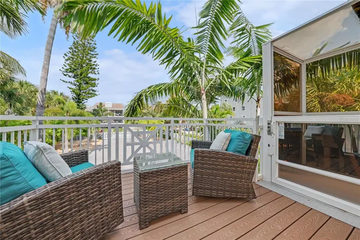 The perfect spot for your morning coffee and a good book.  Partial views of the Intracoastal and sunrises.