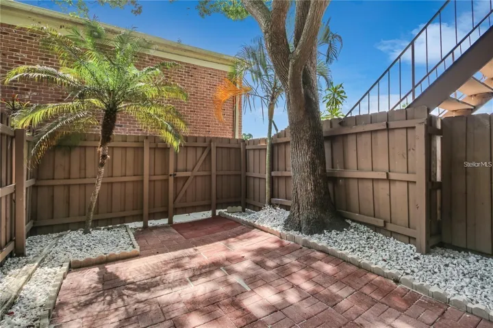 Beautiful Courtyard Area