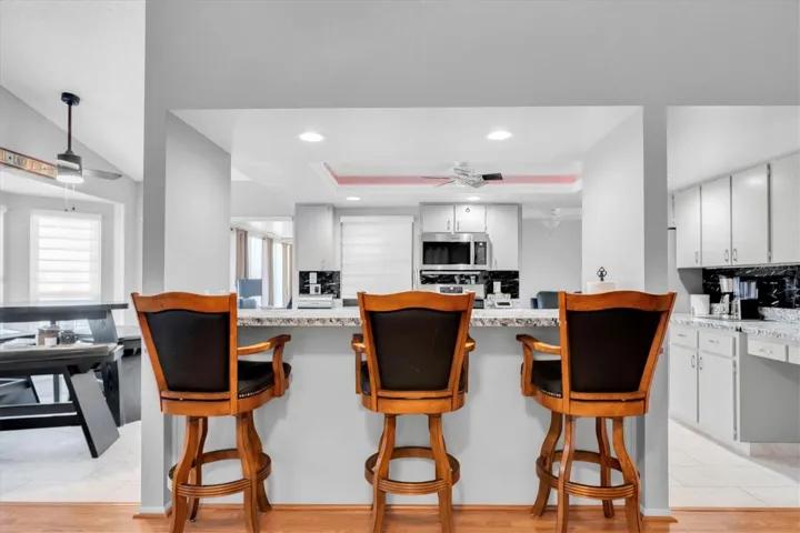 Kitchen Bar