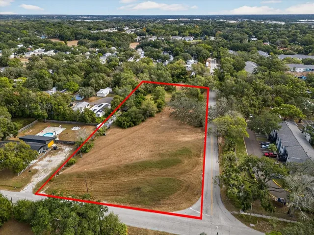 Buildable 2.52 Acres in Heart of Tampa!