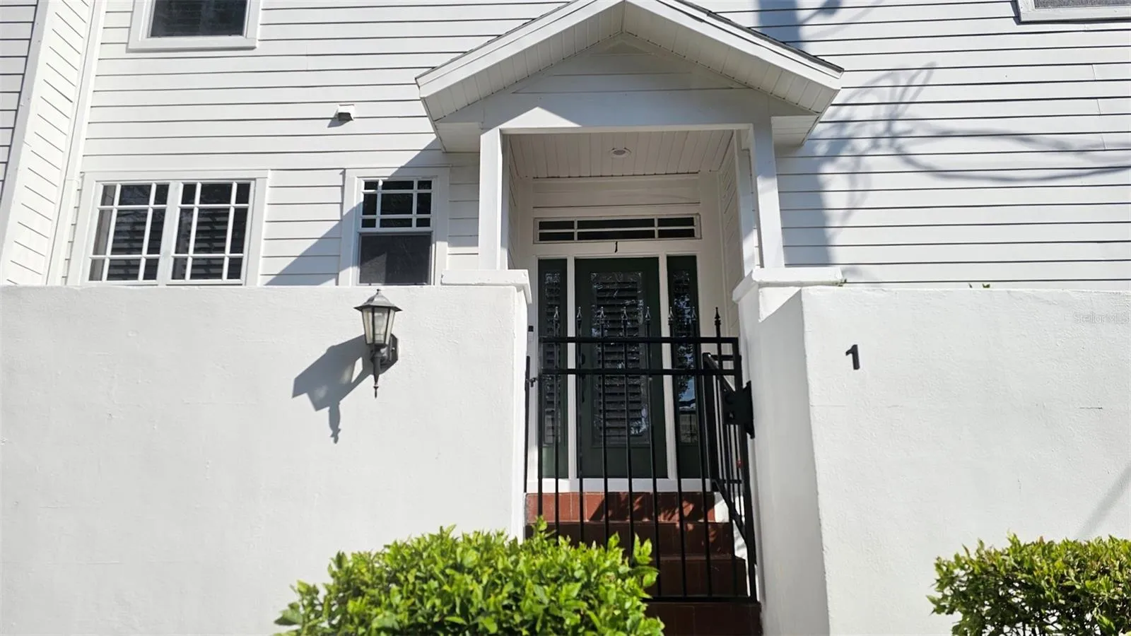 FRONT ENTRY