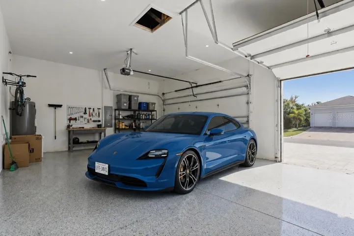 Virtually Staged