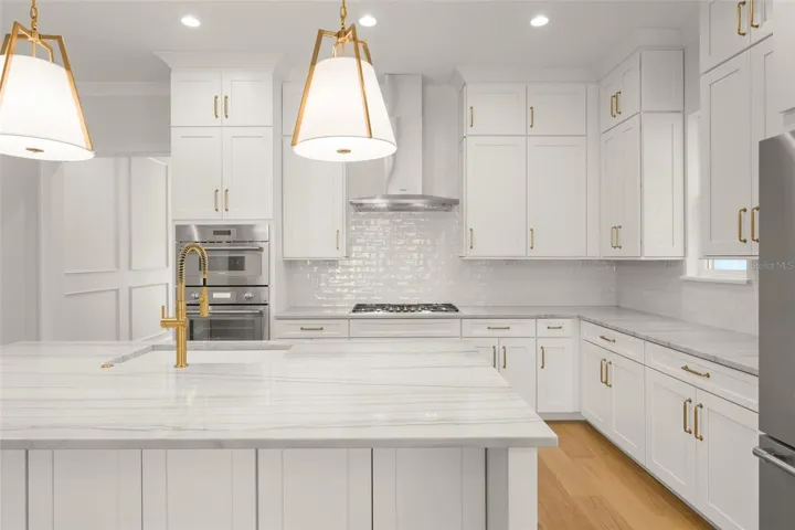 An elegant, yet neutral palette was chosen by the Designer, to give your a flexiblitly with colors for decorating.