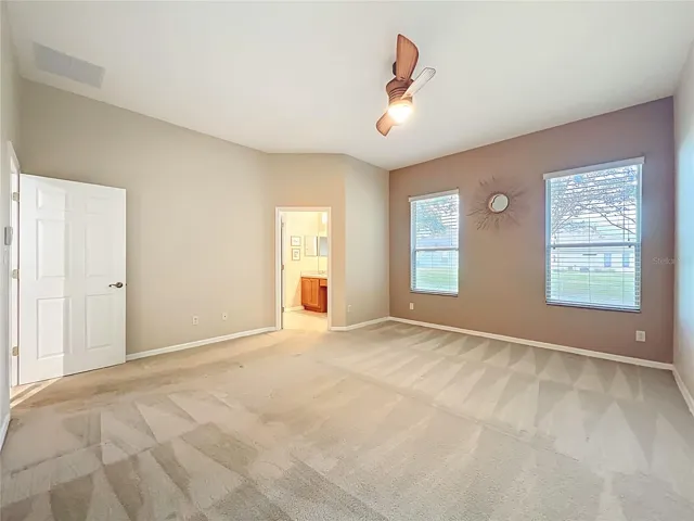MAIN BEDROOM