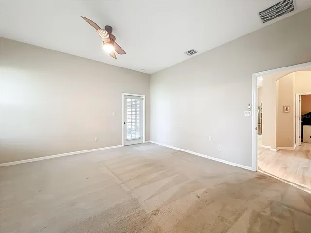 MAIN BEDROOM