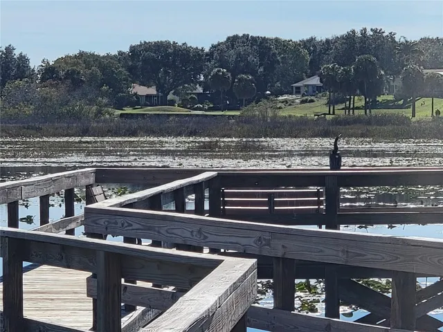 COMMUNITY DOCK