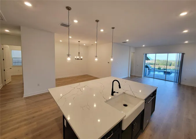 Kitchen & Dining Room