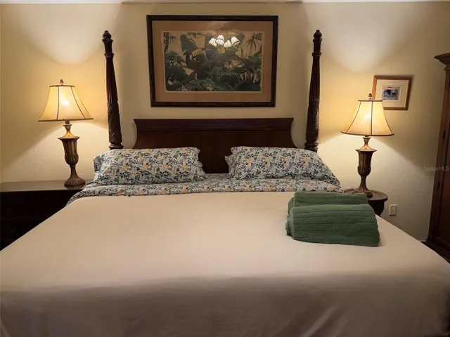 Primary Bedroom w/ King 4 Poster Bed