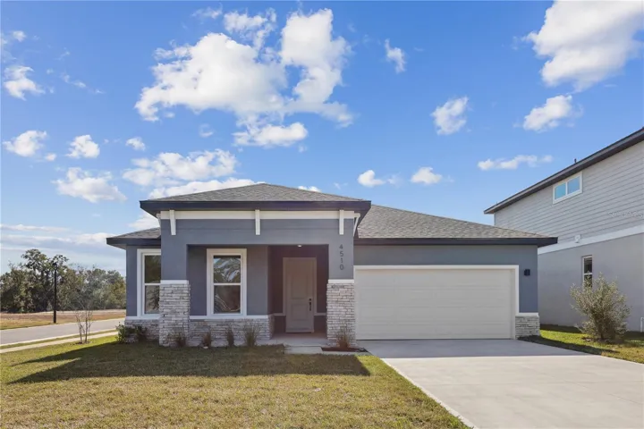 Exterior Front - Transitional Elevation