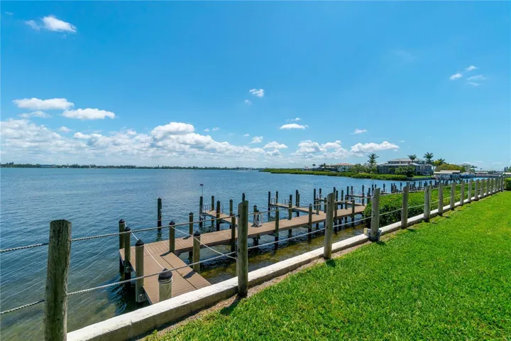 26 First Come Slips with the Intercoastal Close By