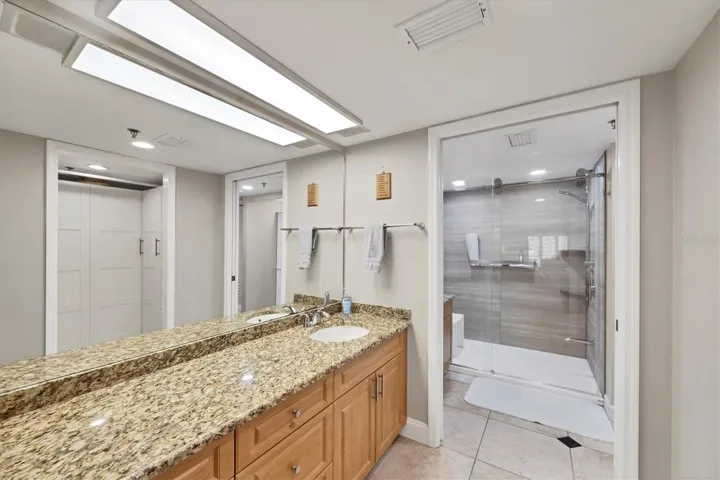 Master suite has 2 separate vanities