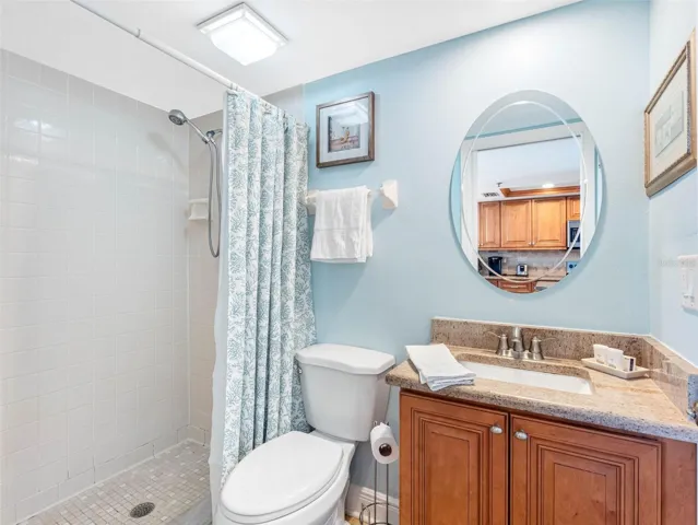 Second bath with walk in shower