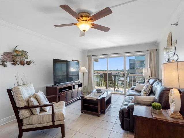 Spacious Family Room