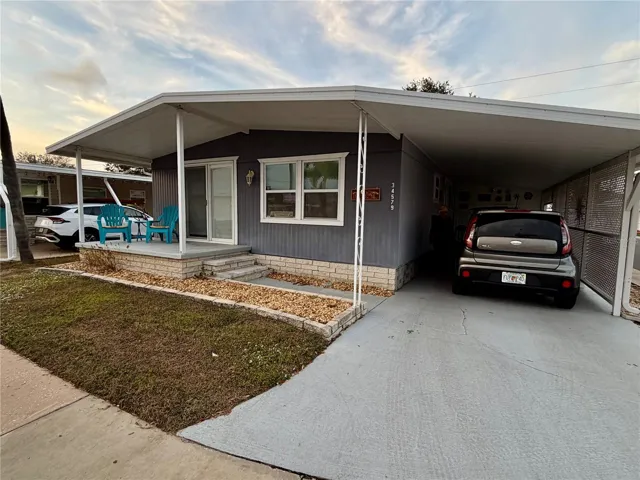 Front corner lot