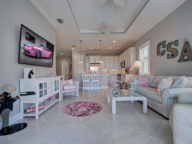 Tray Ceiling With Decorative Fan
