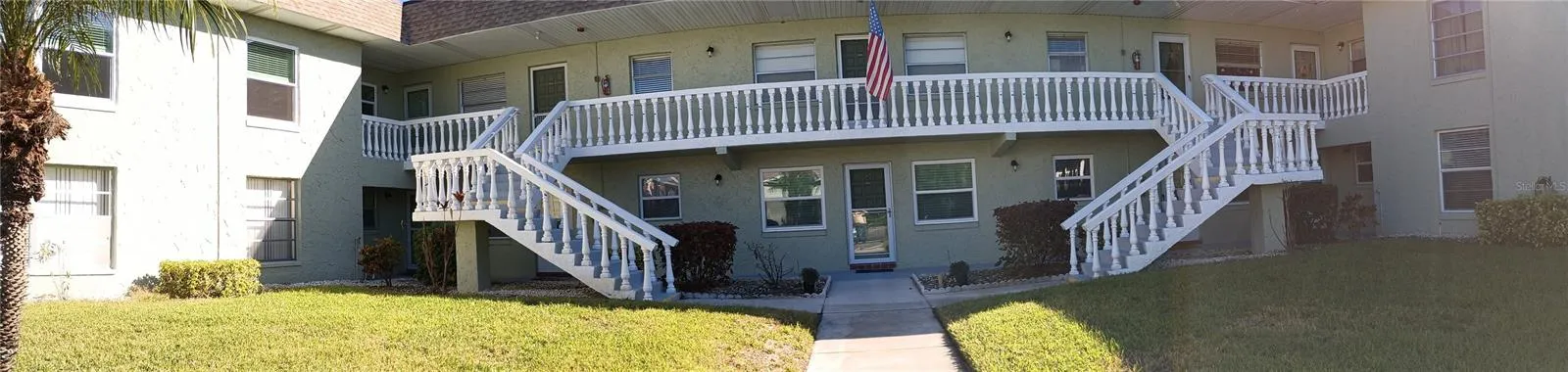 Green Dolphin Condo Park #403