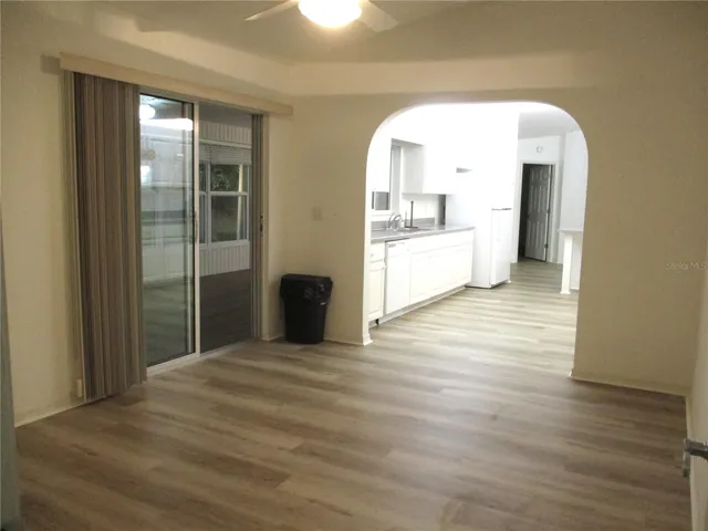 bonus room off kitchen