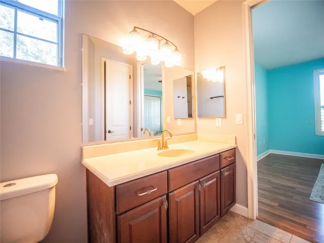 Primary Bathroom - 2nd Floor