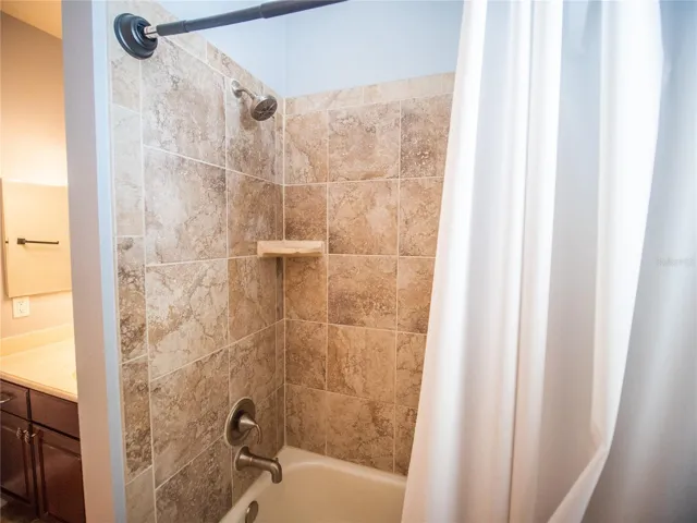 Primary Bathroom - 2nd Floor